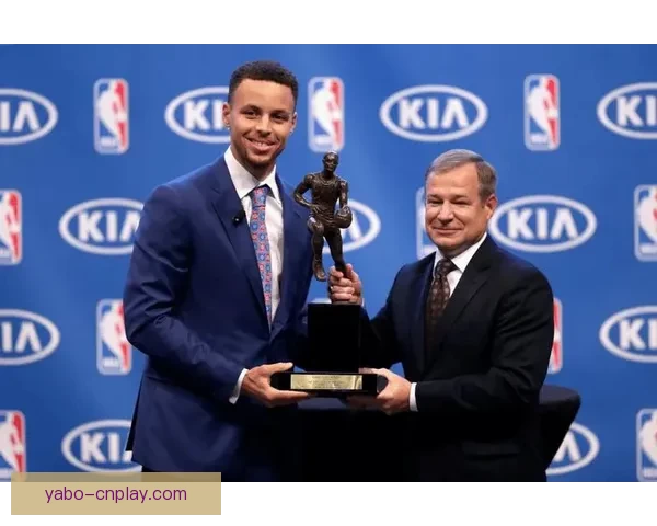 麦克朗当选G联盟常规赛MVP 成为历史首位多次获此殊荣球员